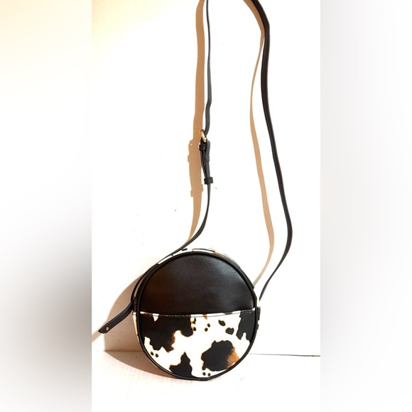 Wild fable cow print crossbody handbag - Picture 8 of 8